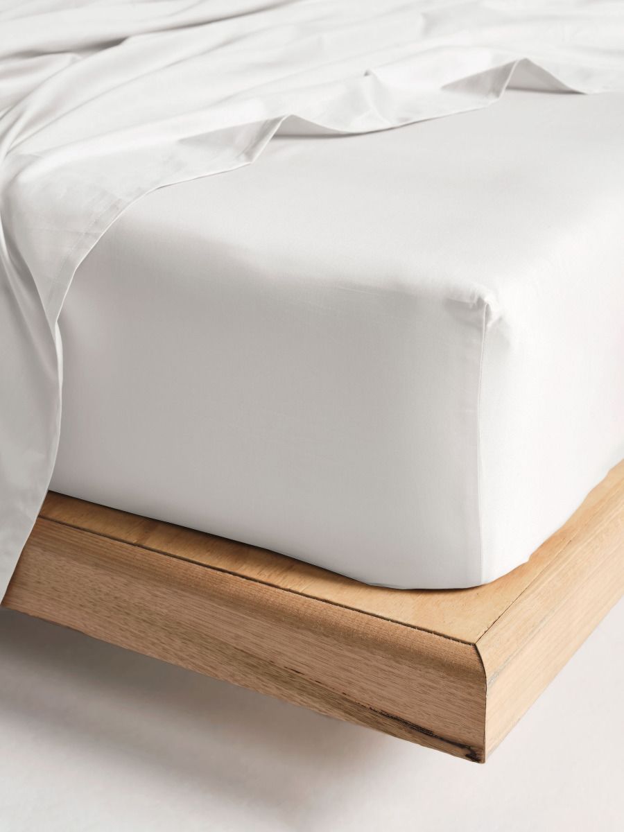 Augusta 500TC White Cotton Sateen Fitted Sheet 60cm