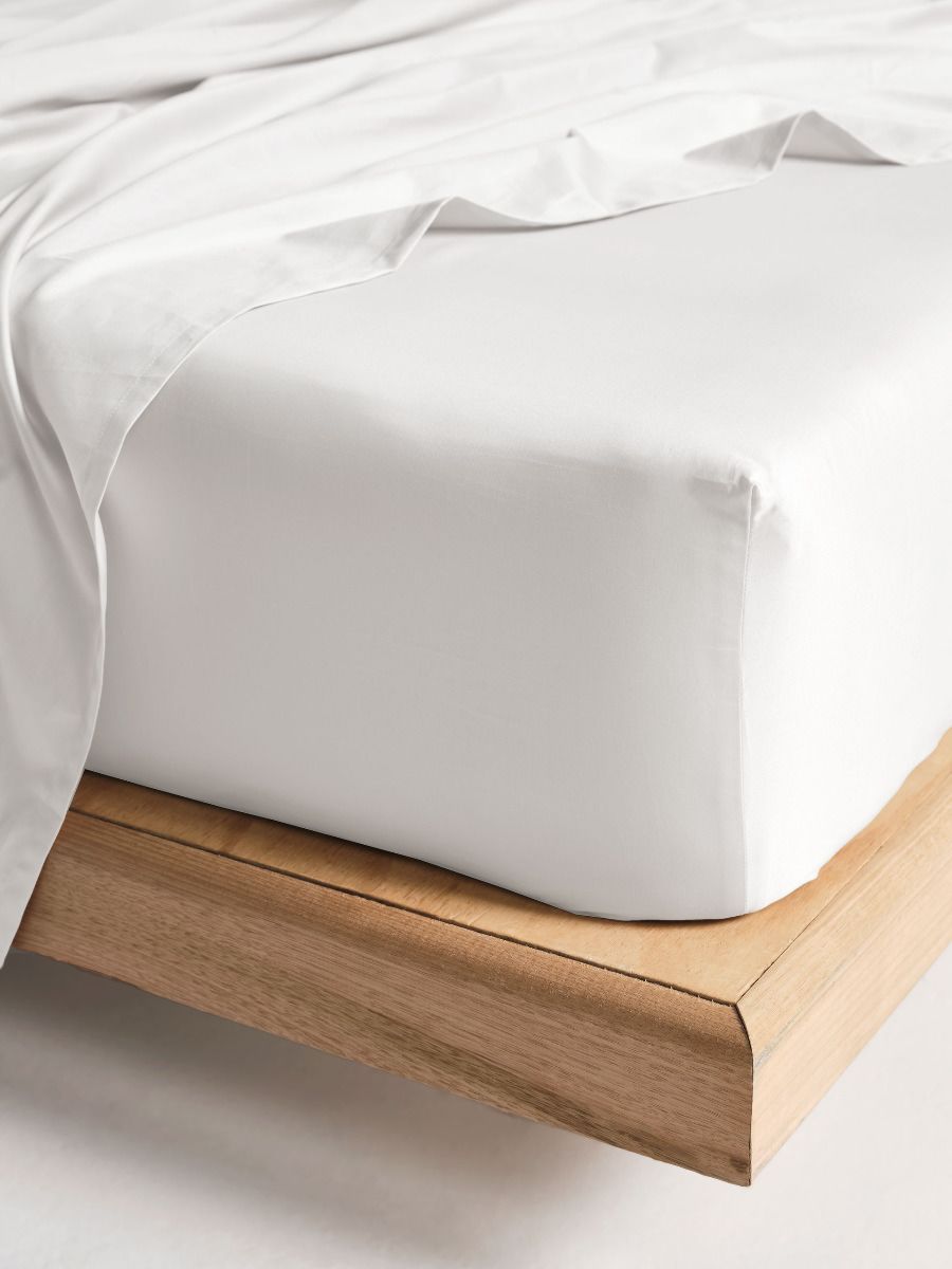Vienna 300TC Cotton Percale Fitted Sheet 40cm