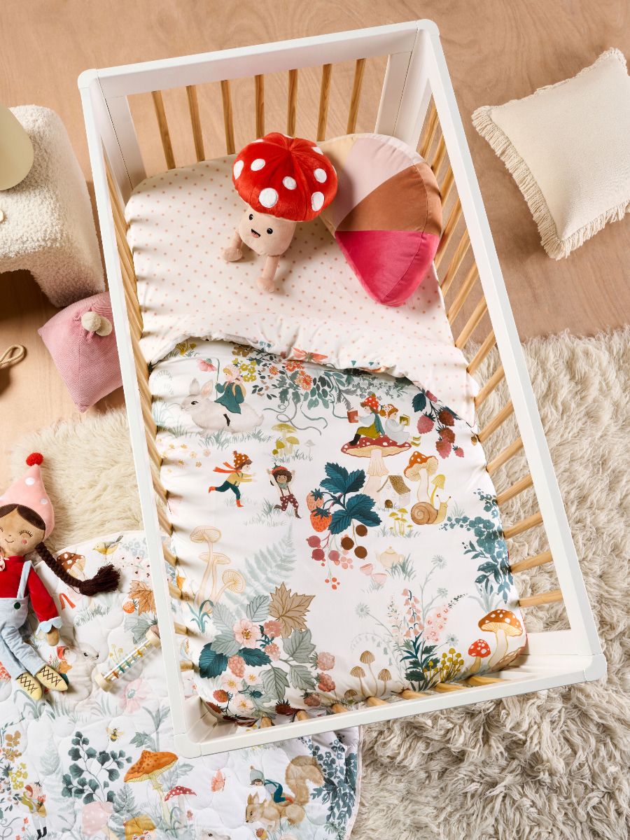 The Magic Garden Cot Quilt Cover