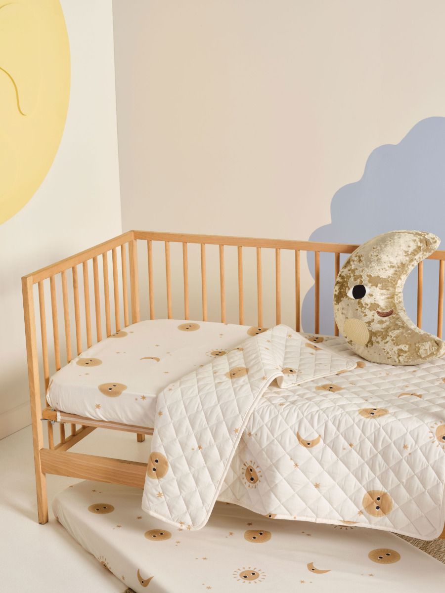 Happy Cosmos Cot Coverlet