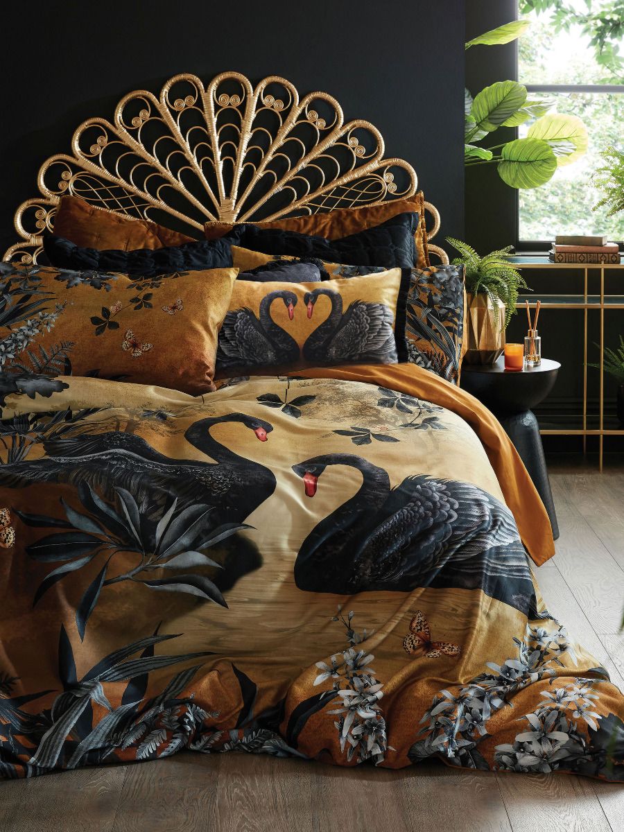 Santharia Quilt Cover Set