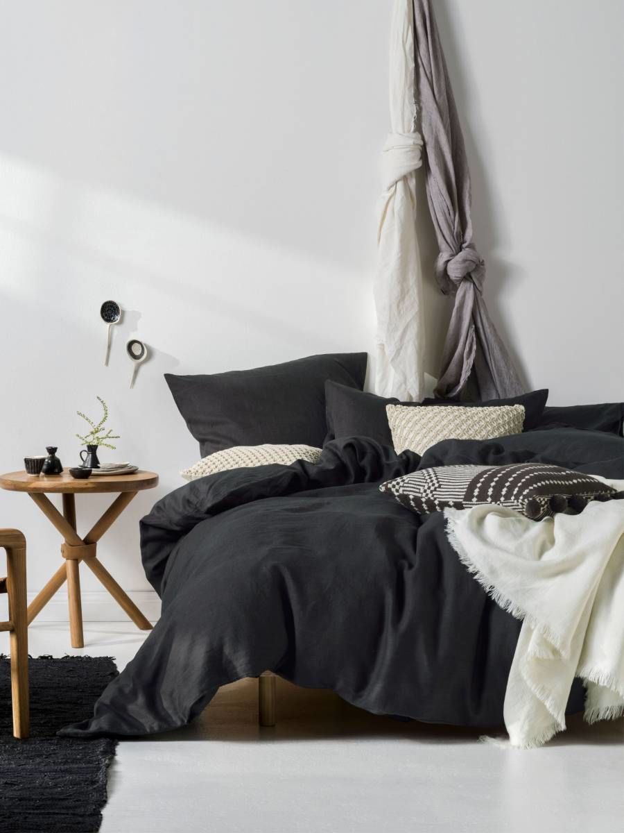 Nimes Magnet Linen Quilt Cover Set
