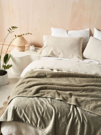 Sena Sage Blanket