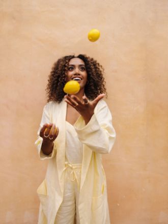 Nimes Lemon Linen Robe