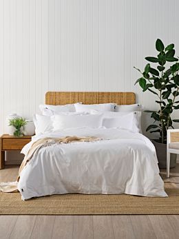 Pin Point White Quilt Cover Set